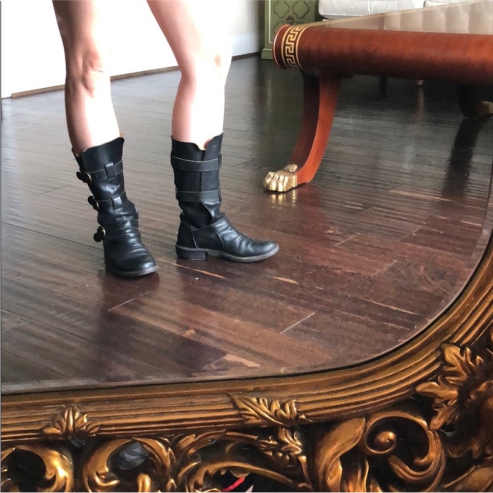 3 buckle iconic biker boot.